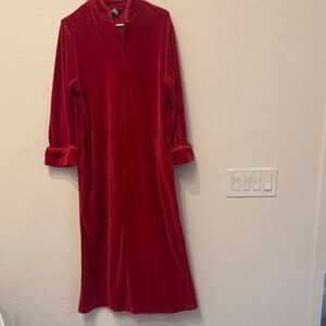 Nordstrom Rich Red Long Sleeve Velour Bathrobe